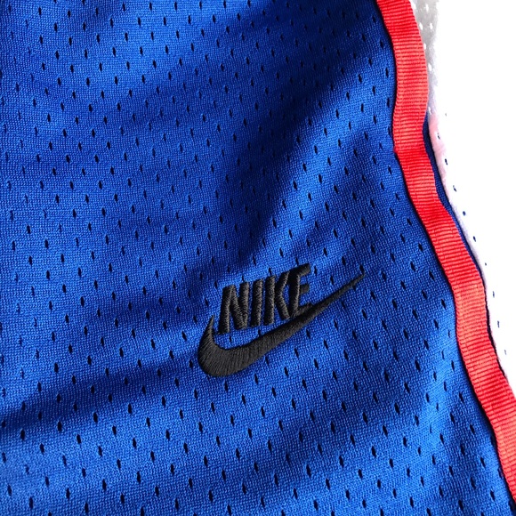 Nike Sportswear Retro Mesh Shorts AR2418-438 - Picture 3 of 4